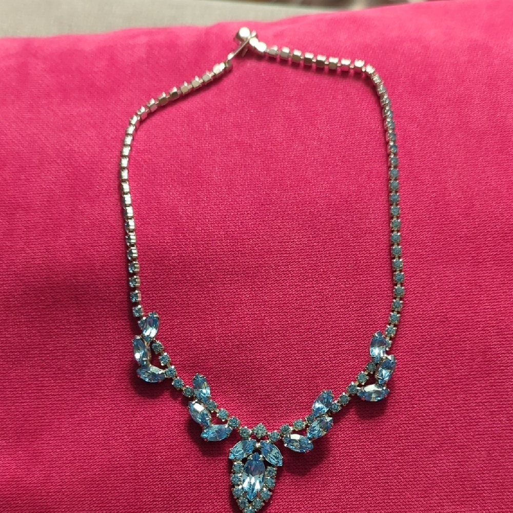 Elegant Blue Crystal Necklace